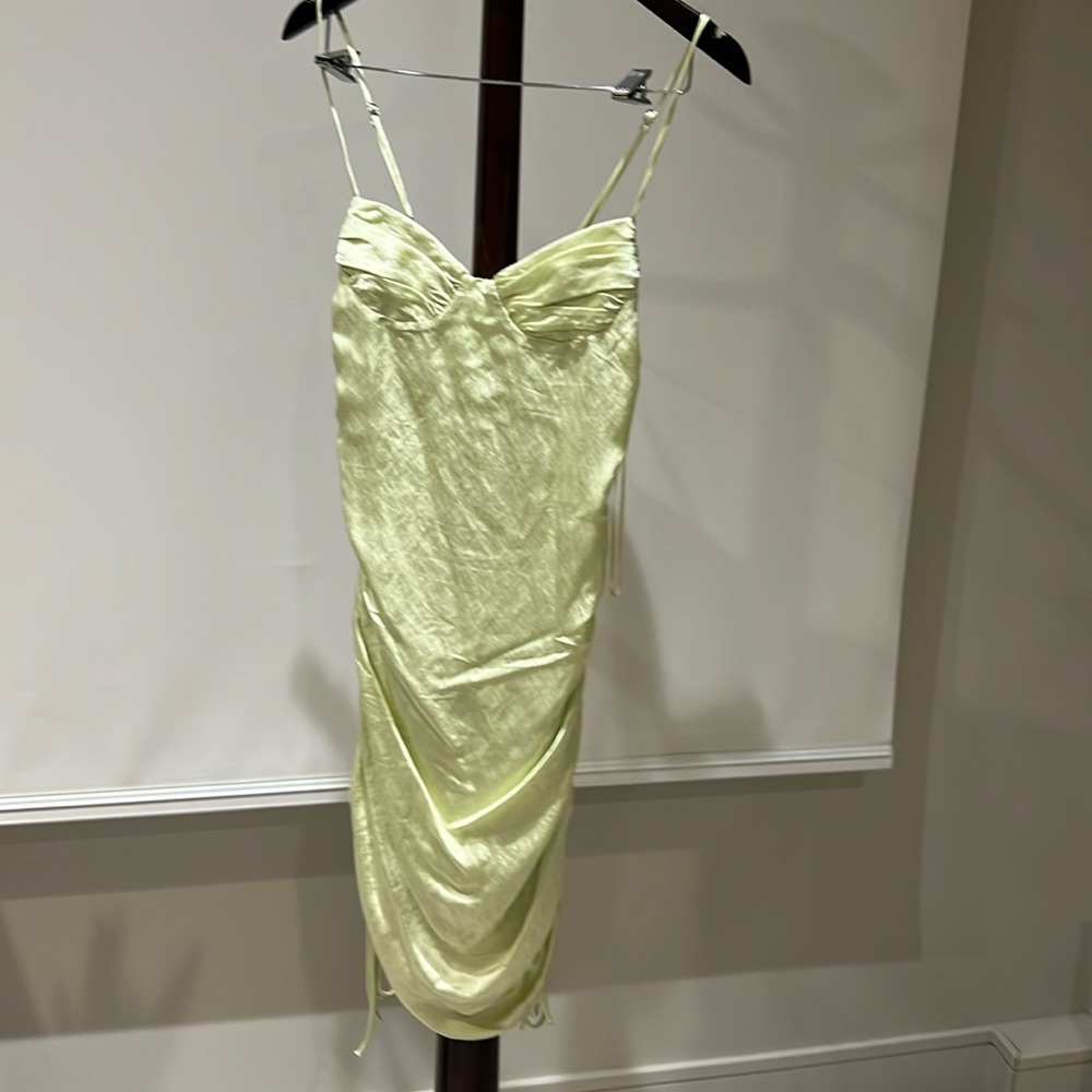 Midi - short light green dress